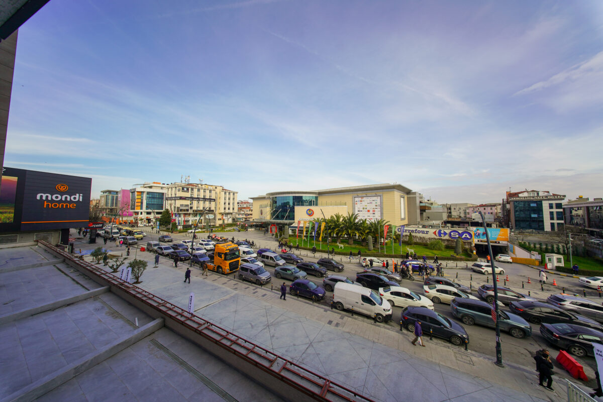 Live or Invest: Ready Homes Near Metrobus & Biruni University